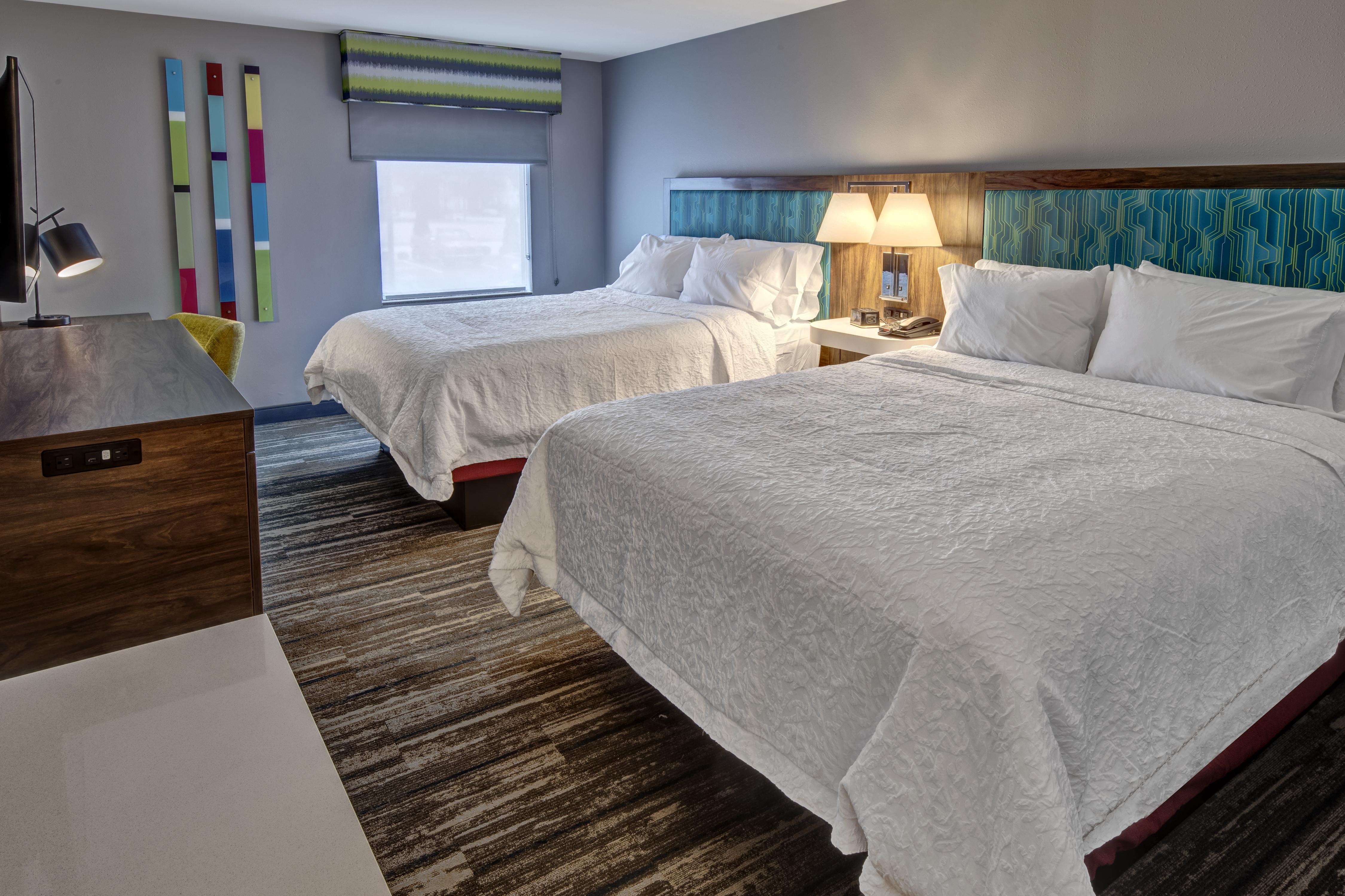 Hampton Inn New Albany Louisville West Room photo